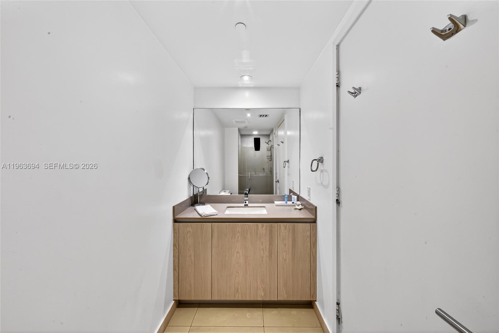 4111 SOUTH OCEAN DRIVE CO - Residential