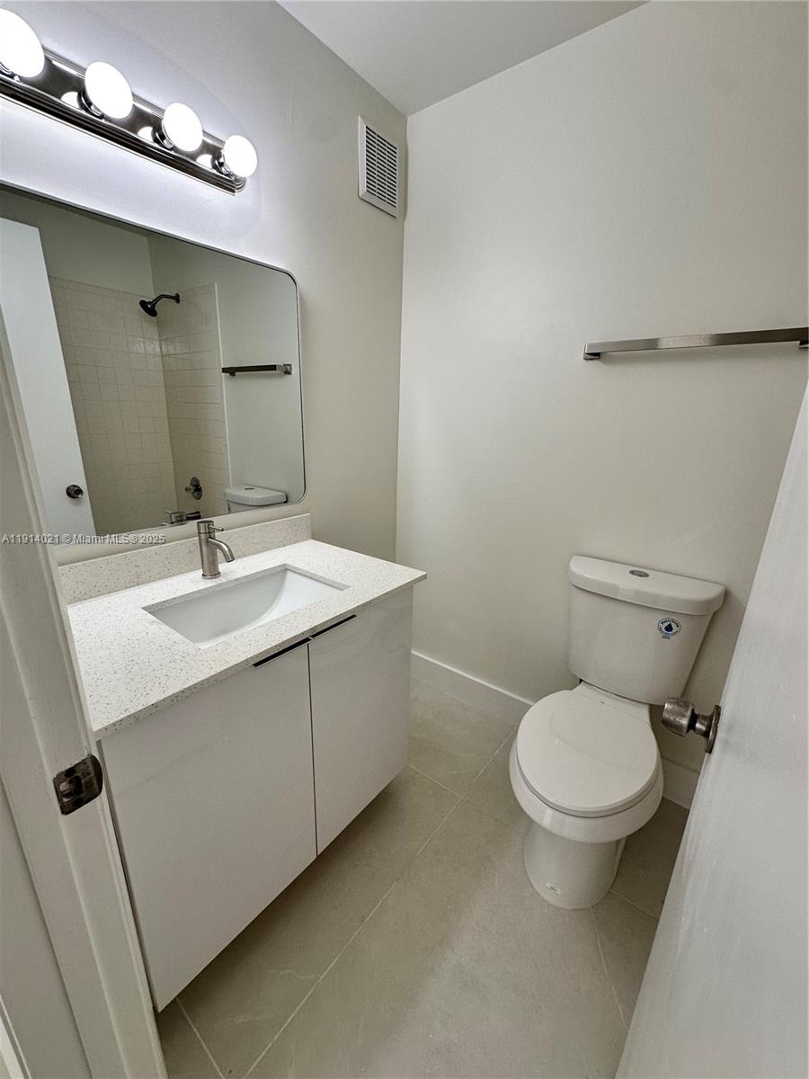 Flamingo Gardens Phase Fiv - Residential Lease