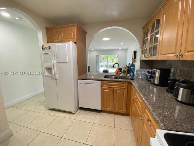 VILLAGE OF KINGS CREEK CO - Residential Lease