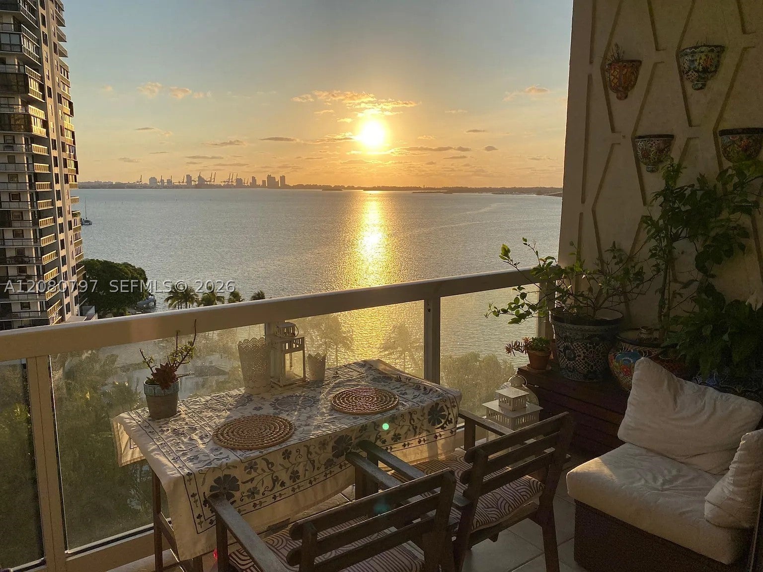 2451 Brickell Ave 11F
