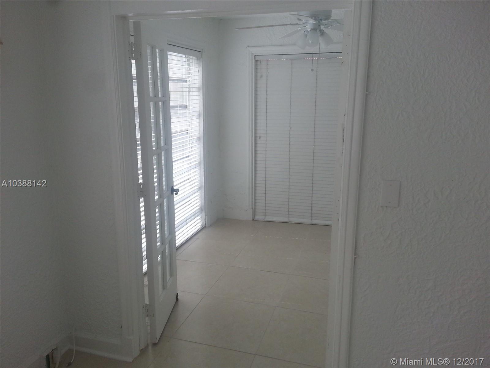 C GAB DOUGLAS SEC - Residential Lease