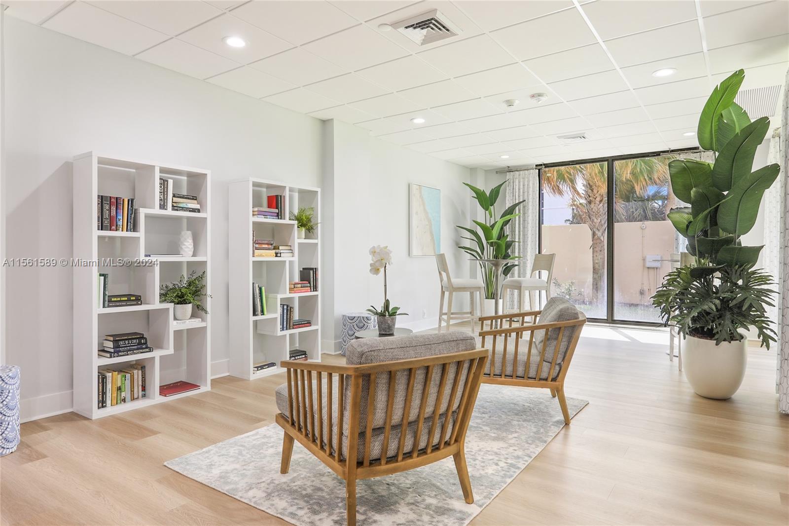 EASTPOINTE CONDO - Residential Lease