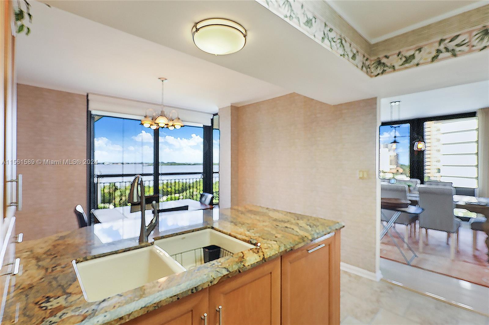 EASTPOINTE CONDO - Residential Lease