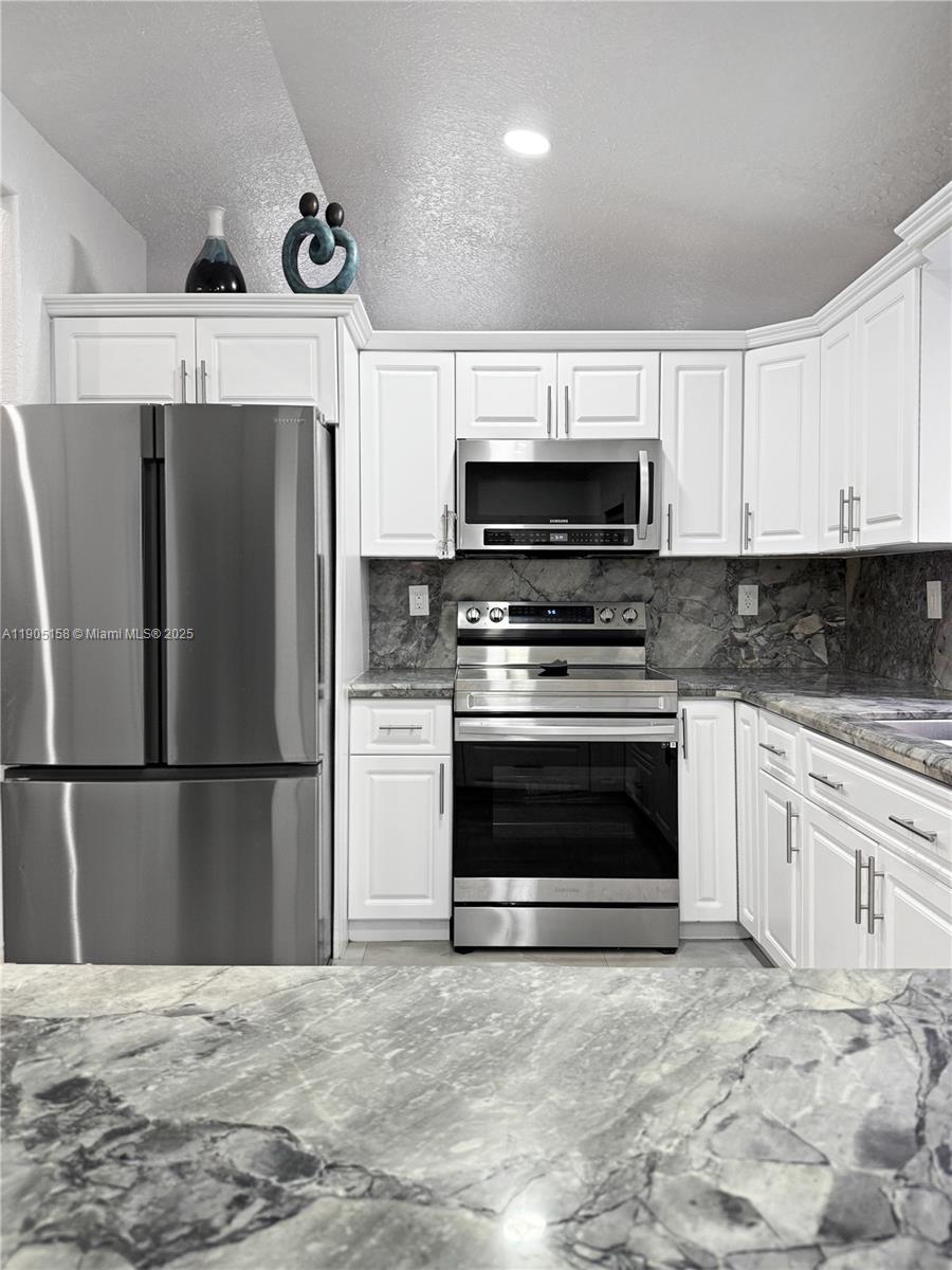 BEAR SUB SEC 2 - Residential Lease