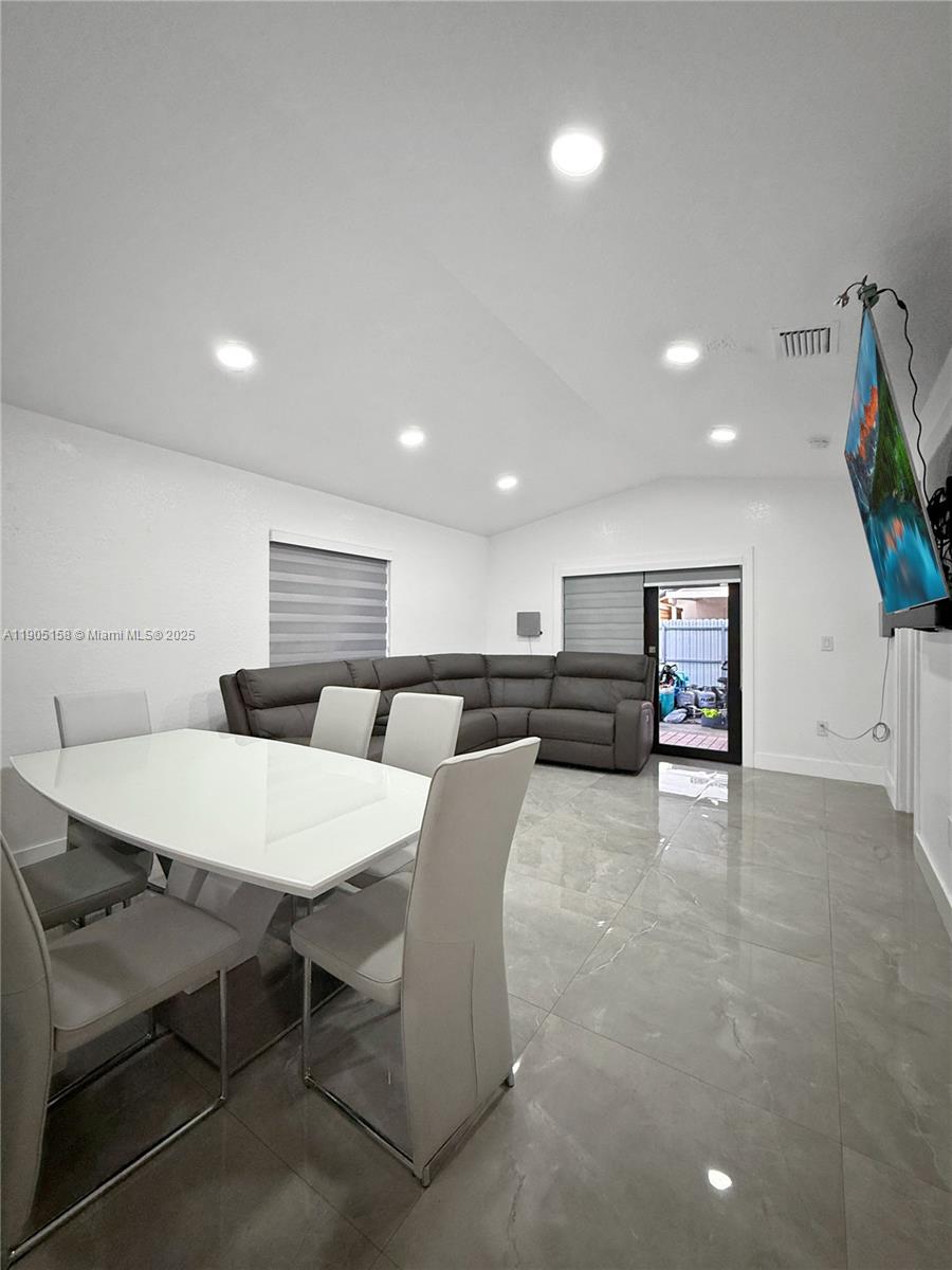 BEAR SUB SEC 2 - Residential Lease