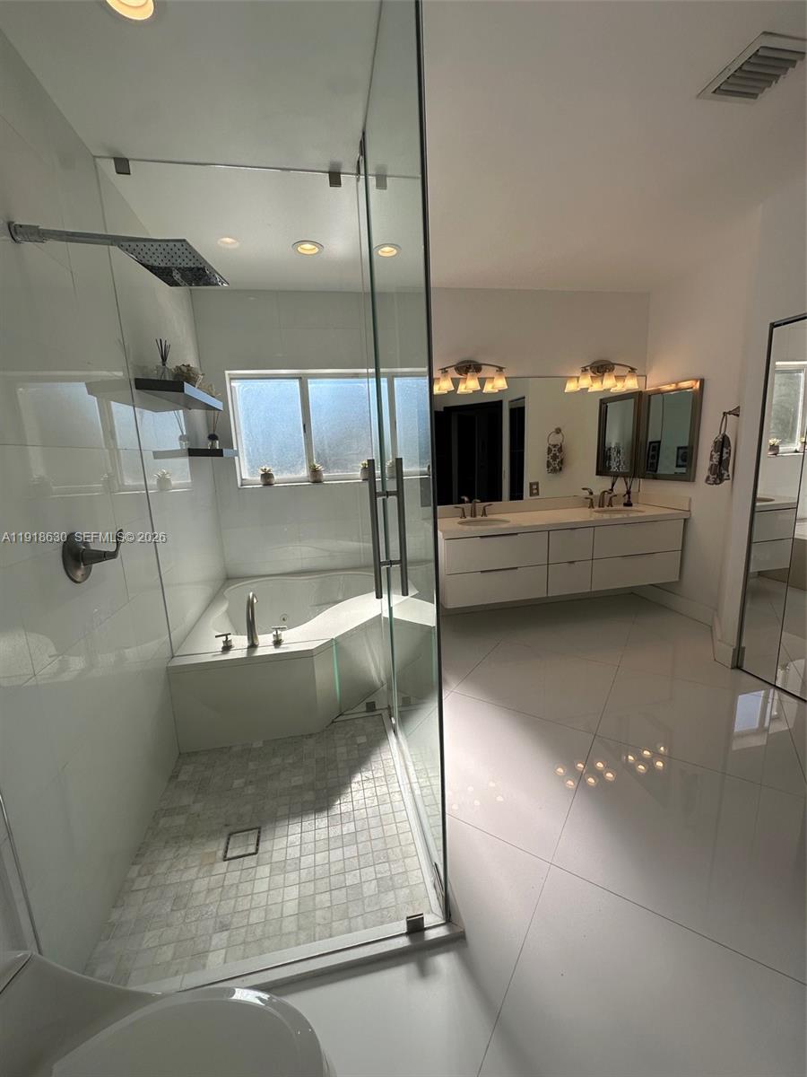 DORAL ISLES ST CROIX 1ST - Residential