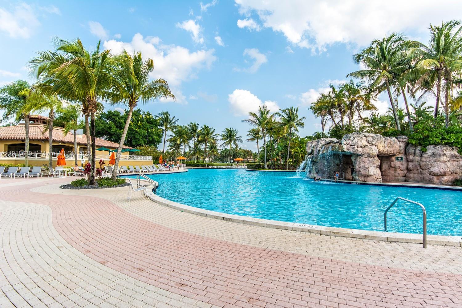 DORAL ISLES ST CROIX 1ST - Residential