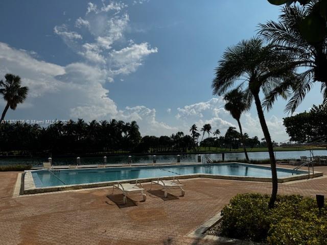 BLAIR HOUSE CONDO - WEST - Residential