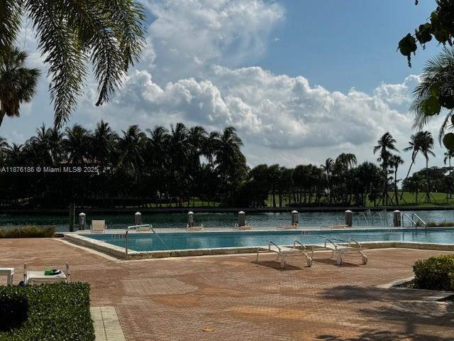 BLAIR HOUSE CONDO - WEST - Residential