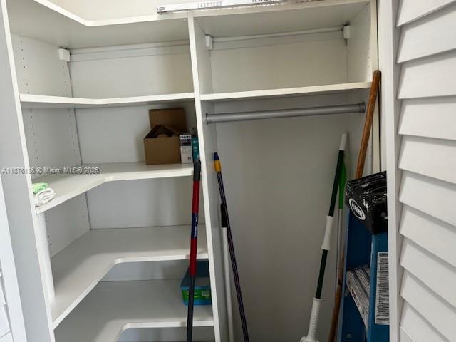 BLAIR HOUSE CONDO - WEST - Residential