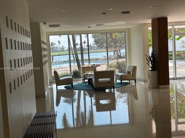 BLAIR HOUSE CONDO - WEST - Residential