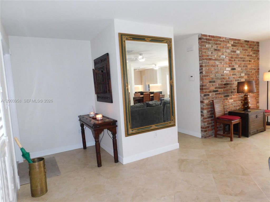 Photo of 108 NE 30th St, Wilton Manors, FL 33334 (MLS # A12003958)