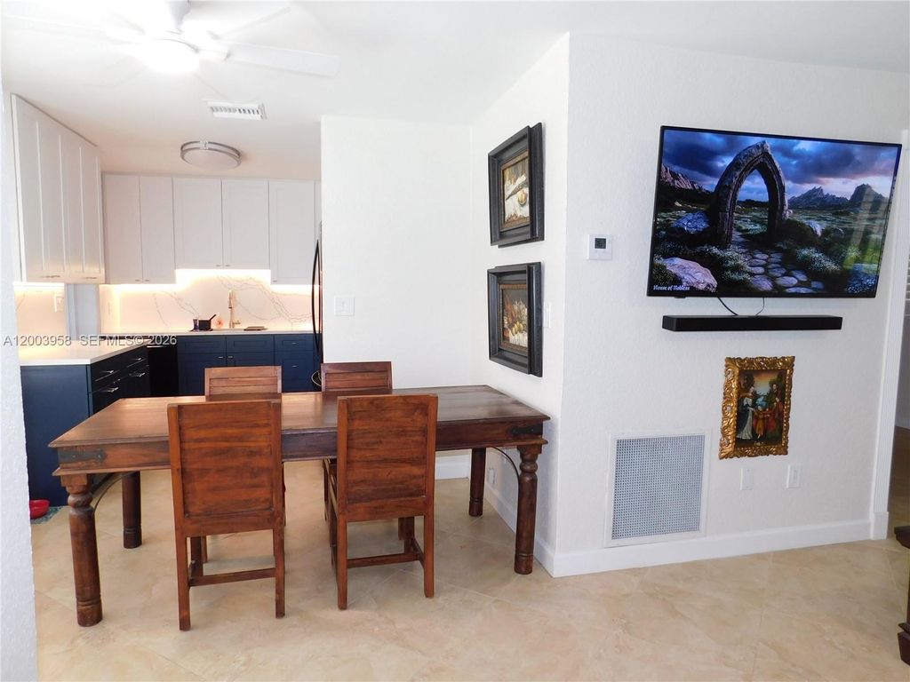 Photo of 108 NE 30th St, Wilton Manors, FL 33334 (MLS # A12003958)