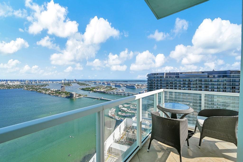 1900 N Bayshore Dr 5103, Miami, Broward County, Florida - 2 Bedrooms  
3 Bathrooms - 
