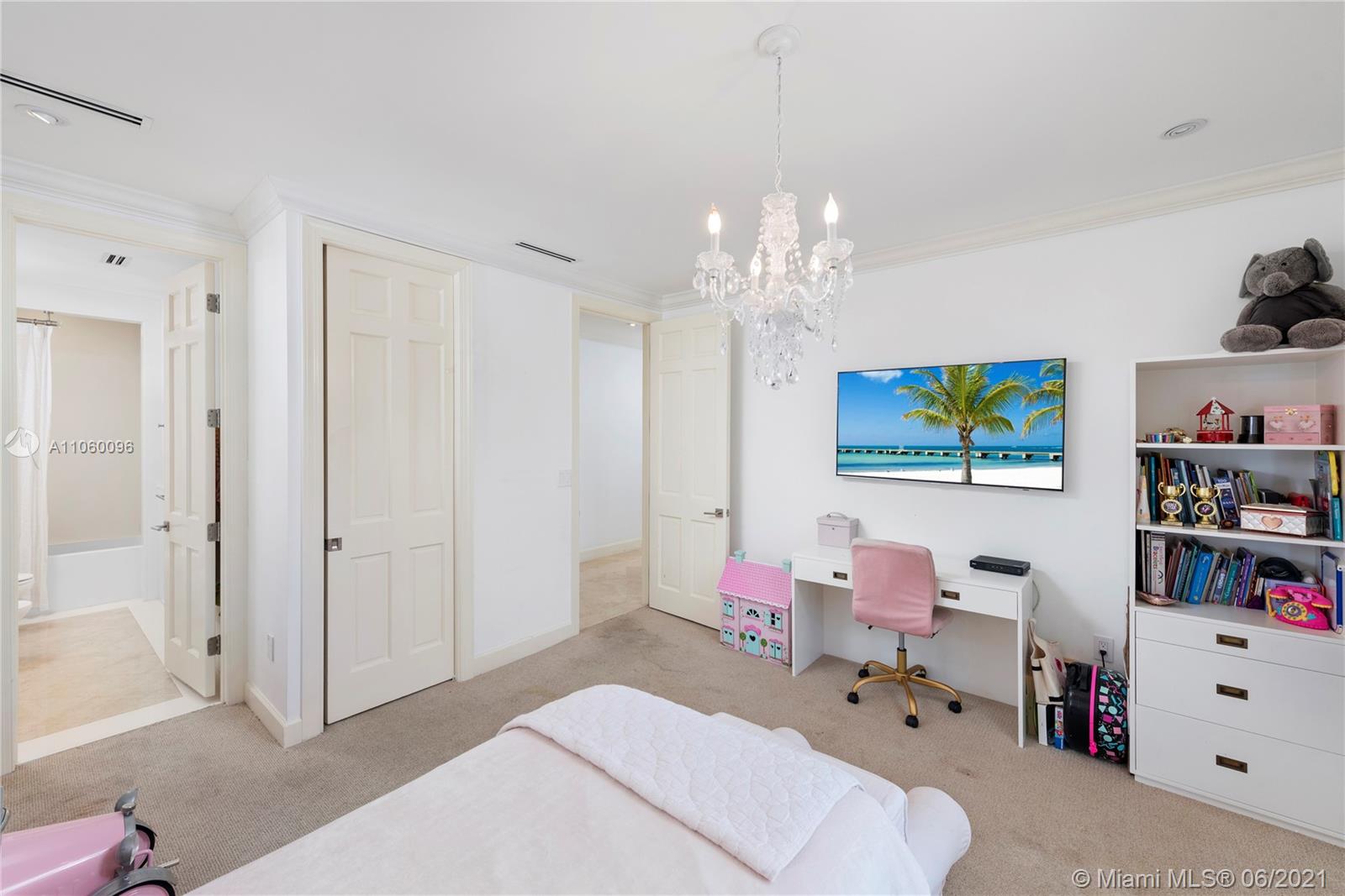 GRAND KEY ESTATES - Residential