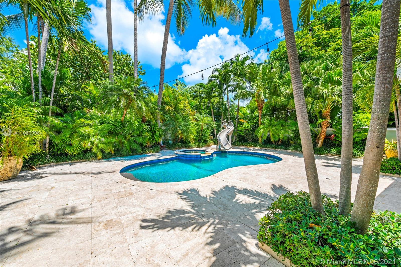 GRAND KEY ESTATES - Residential