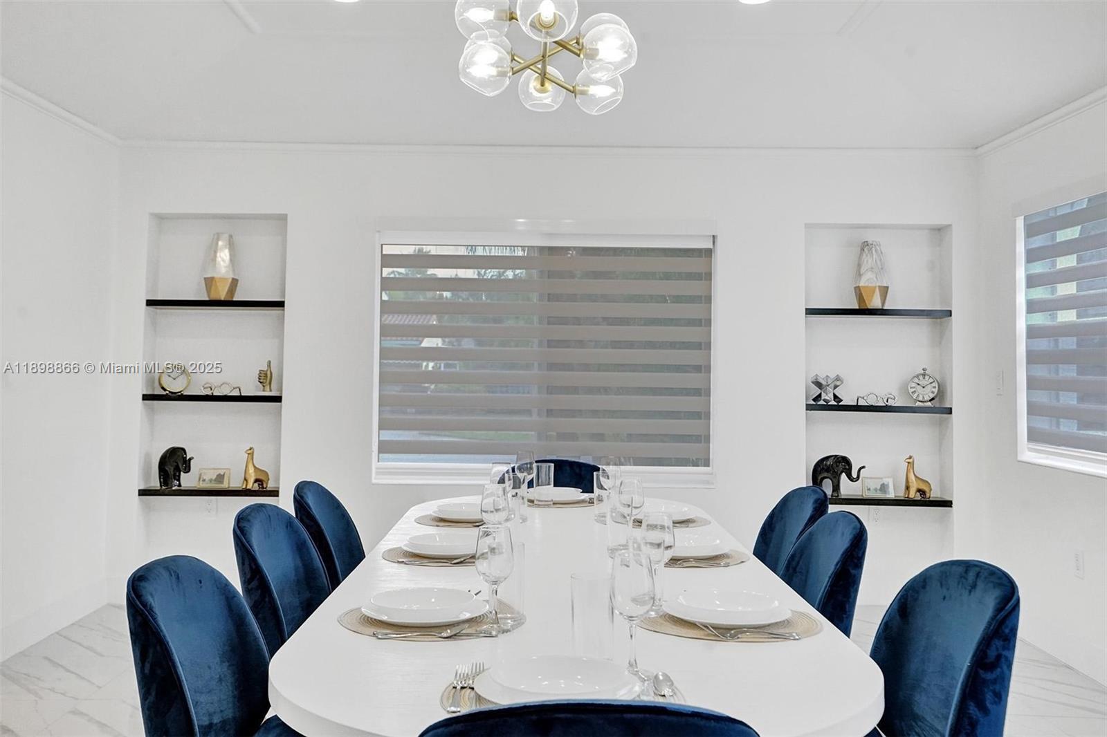 HOLLYWOOD LAKES SECTION - Residential Lease