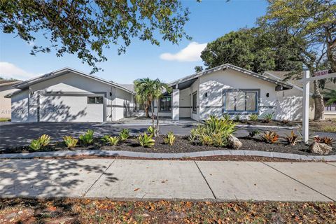 20615 NE 9th Ct Miami FL 33179