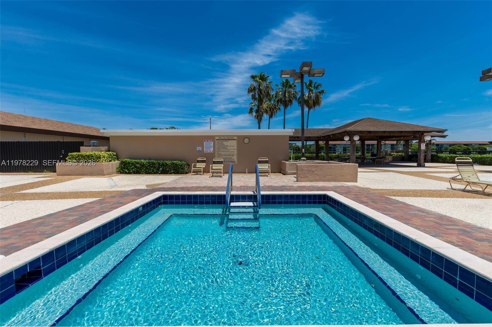 SUFFOLK AT CENTURY VILLAG - Residential