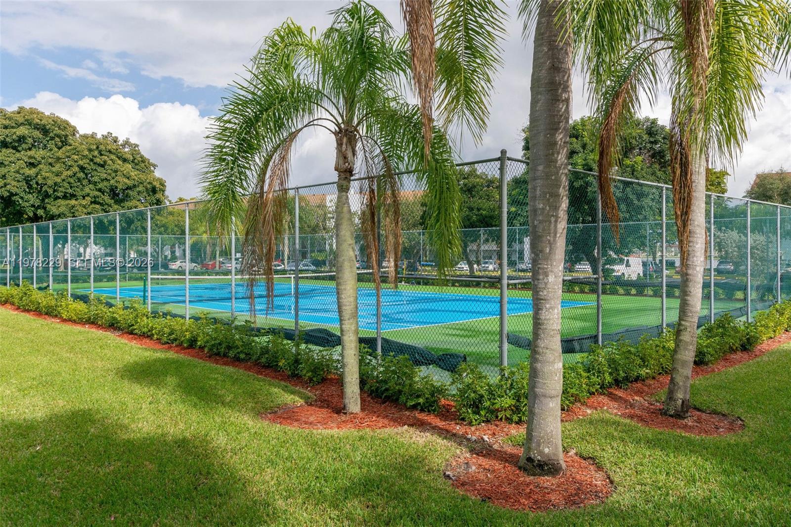 SUFFOLK AT CENTURY VILLAG - Residential