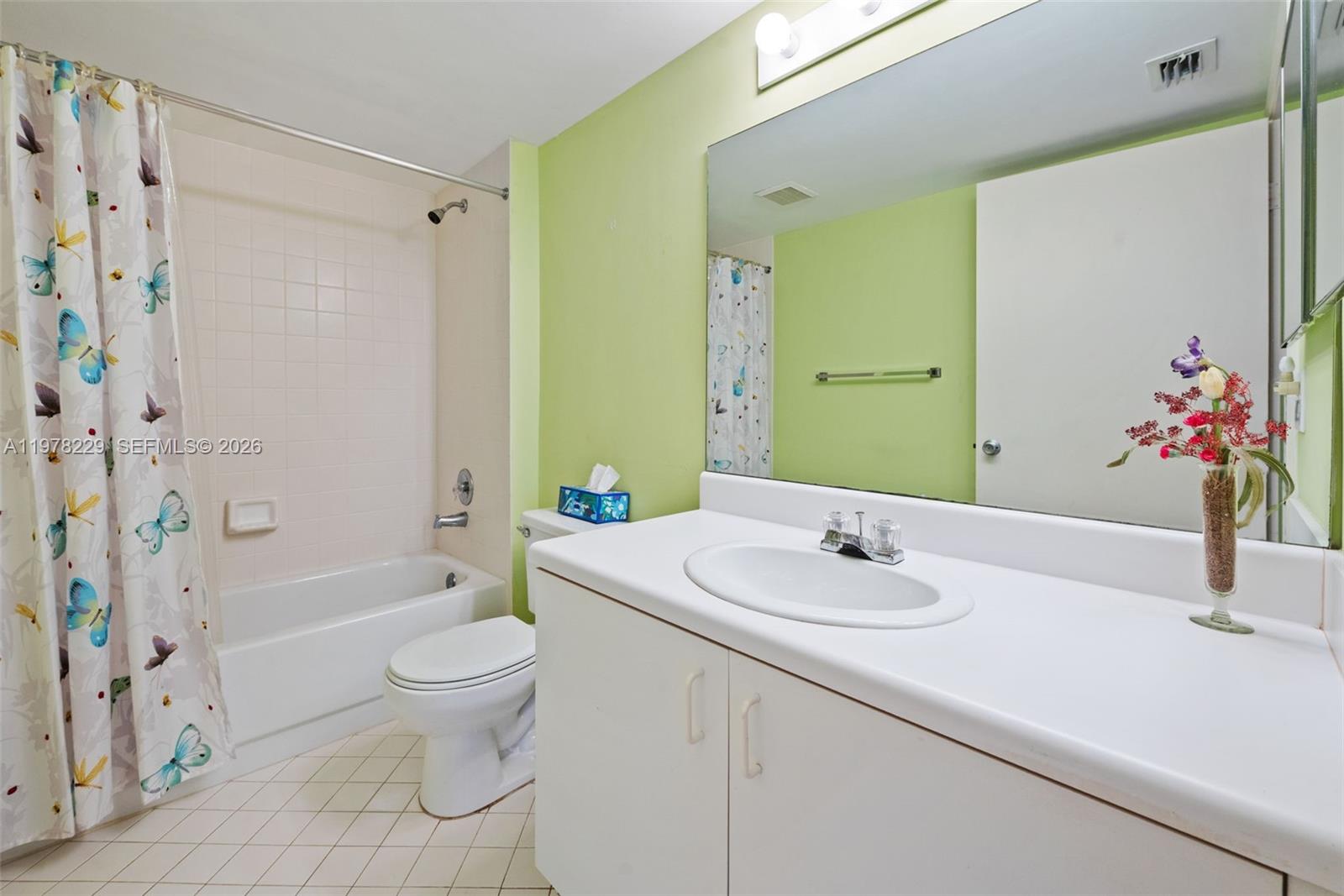 SUFFOLK AT CENTURY VILLAG - Residential