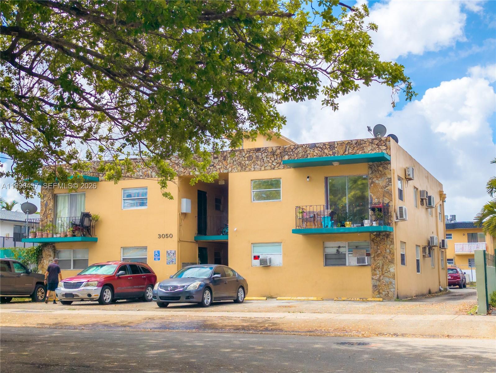 VILLA LAURA CONDO - Residential Lease