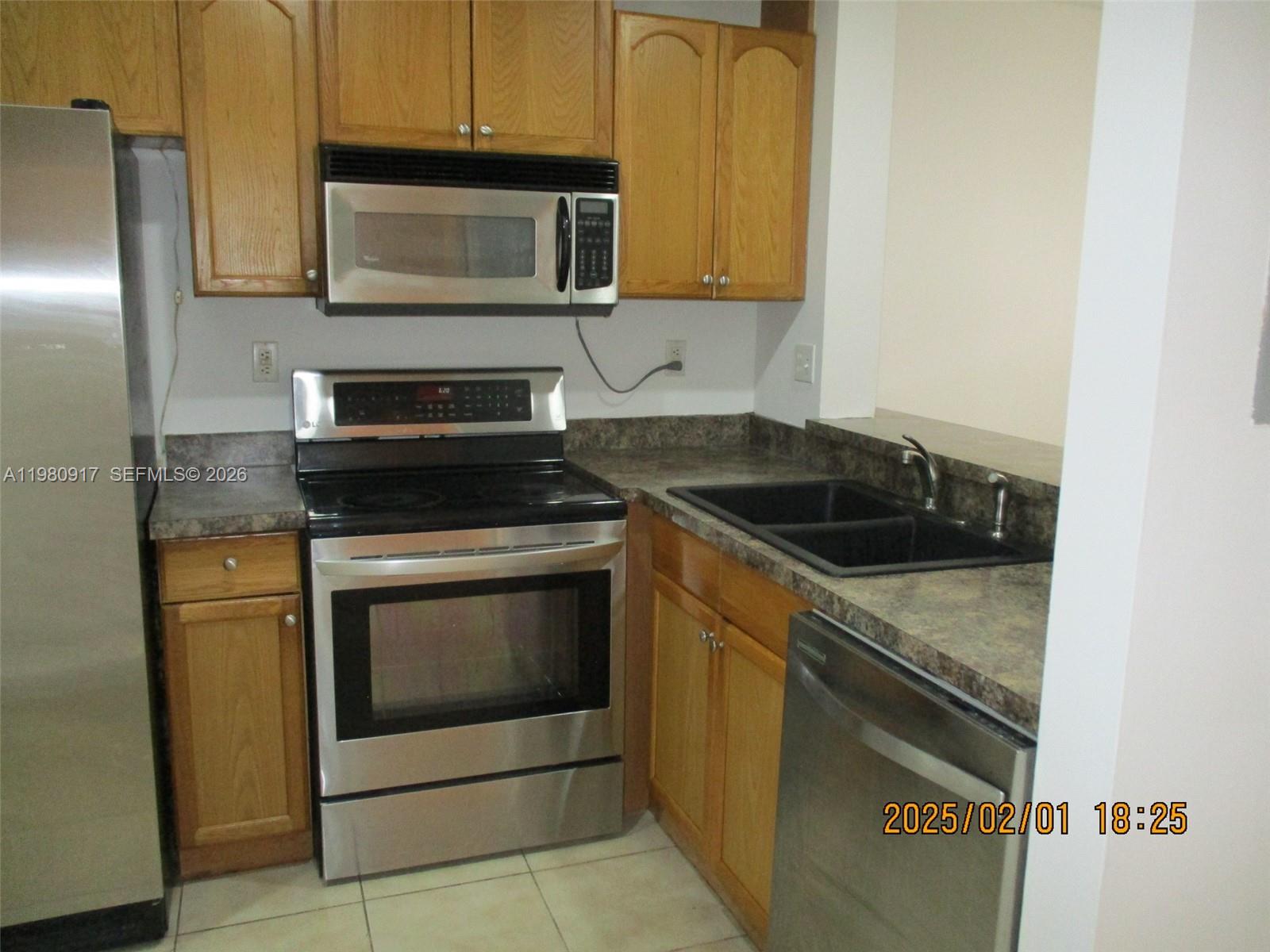 WEITZER SERENA LAKES TOWN - Residential Lease