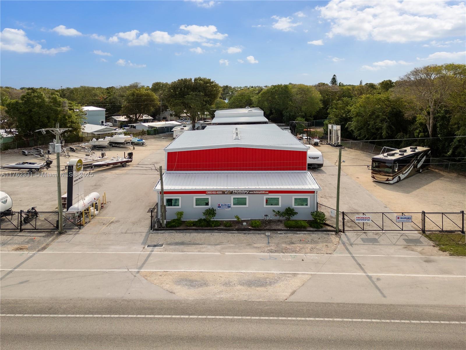 100099 Overseas Hwy