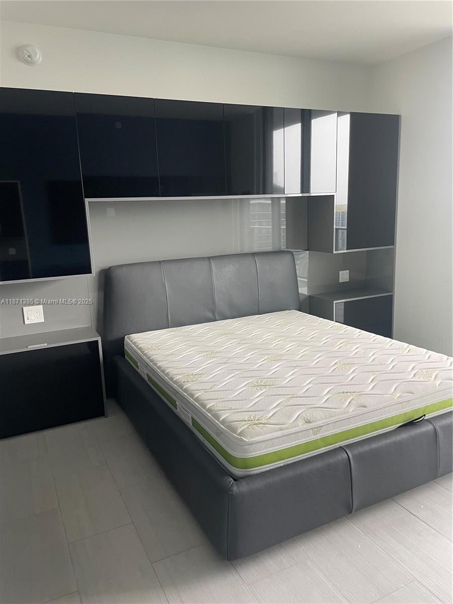 BRICKELL FLATIRON - Residential Lease
