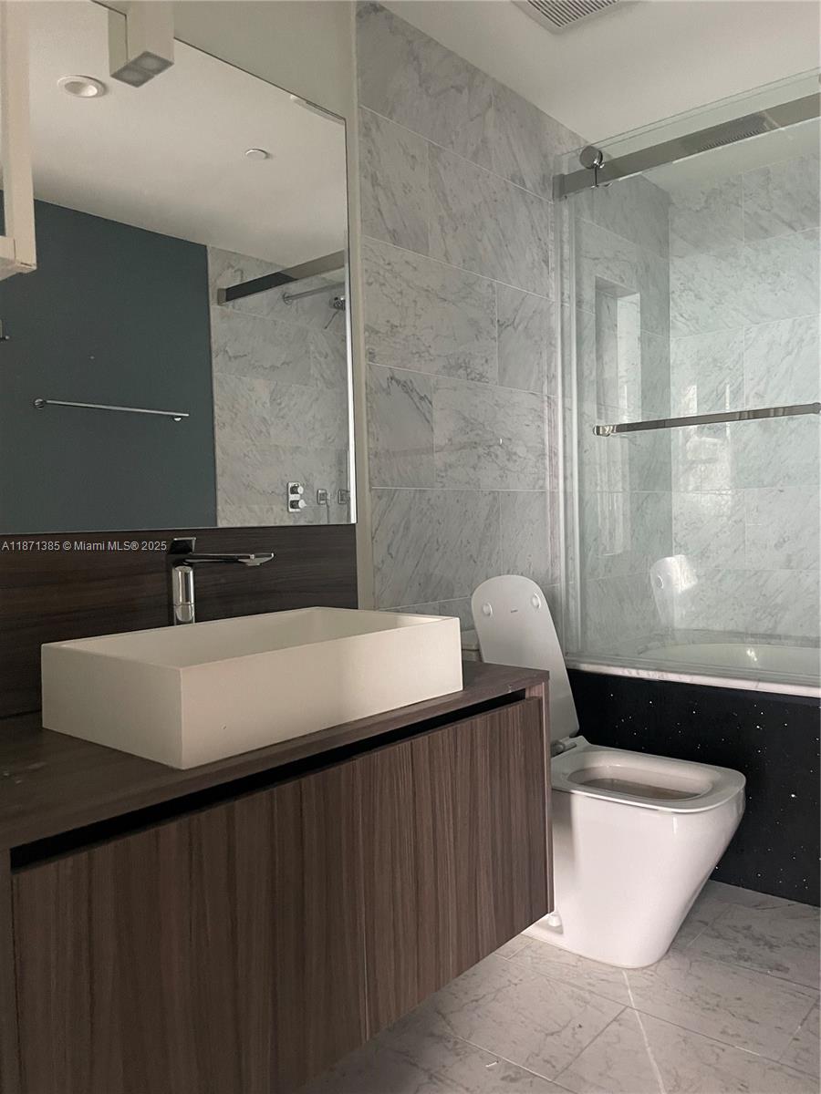 BRICKELL FLATIRON - Residential Lease