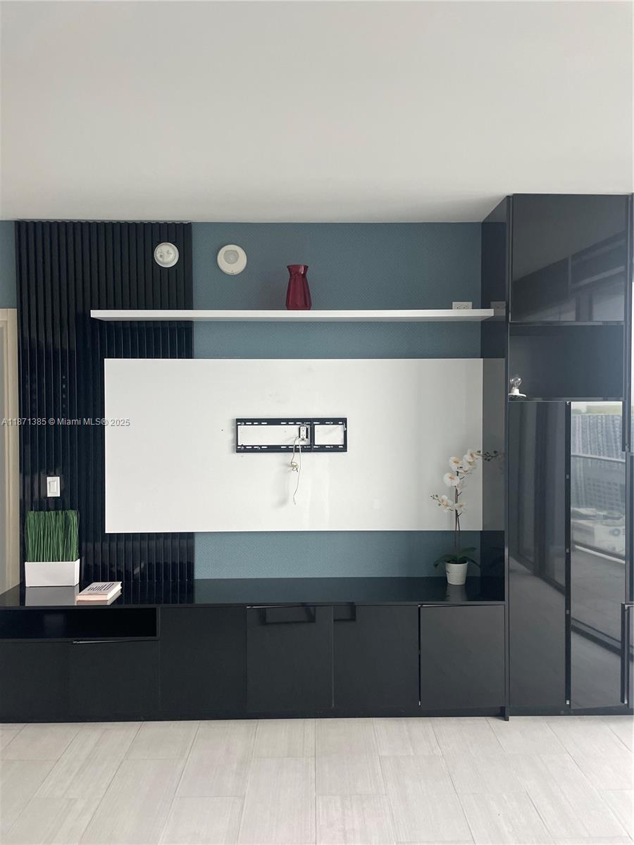 BRICKELL FLATIRON - Residential Lease
