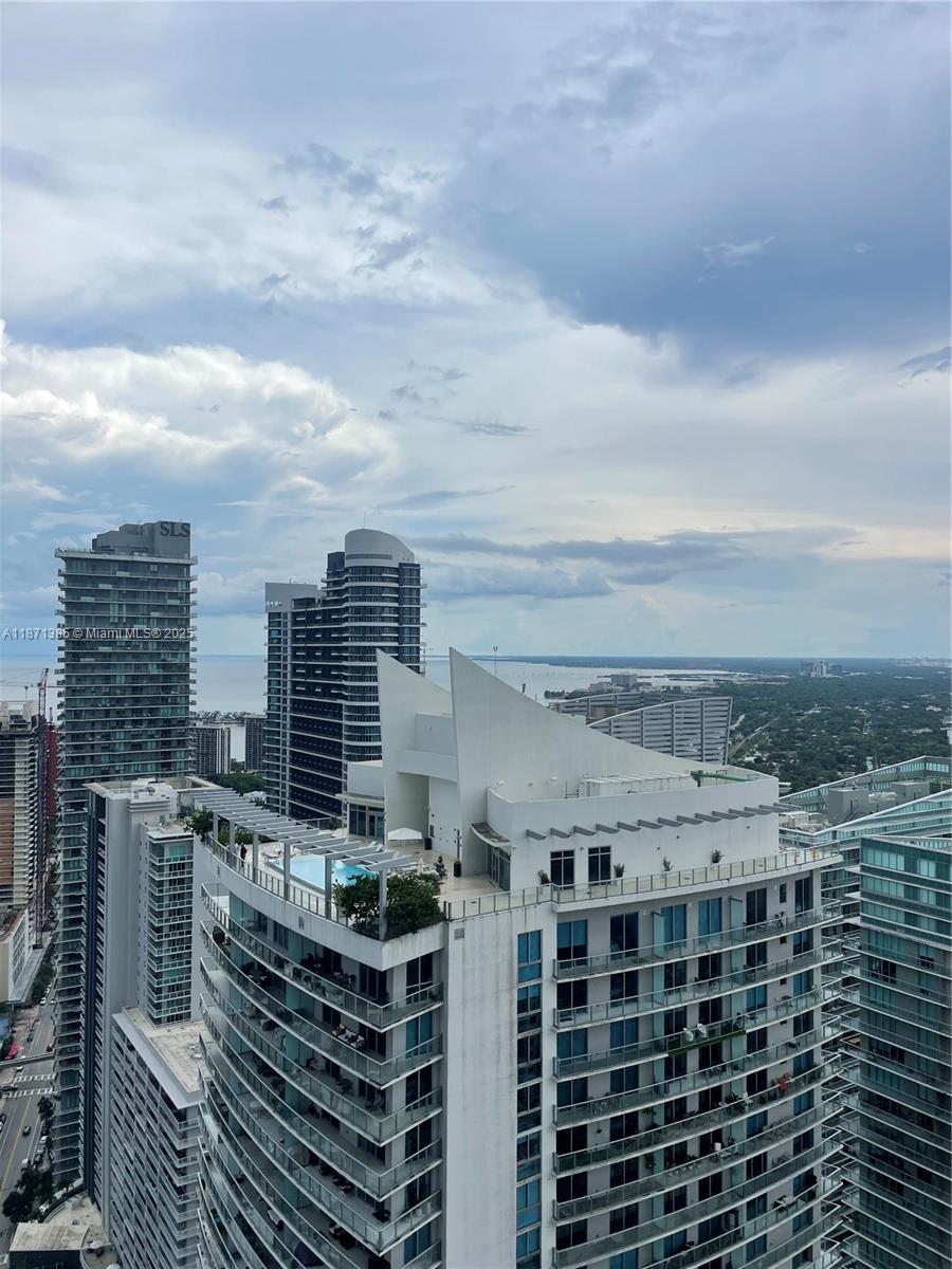 BRICKELL FLATIRON - Residential Lease