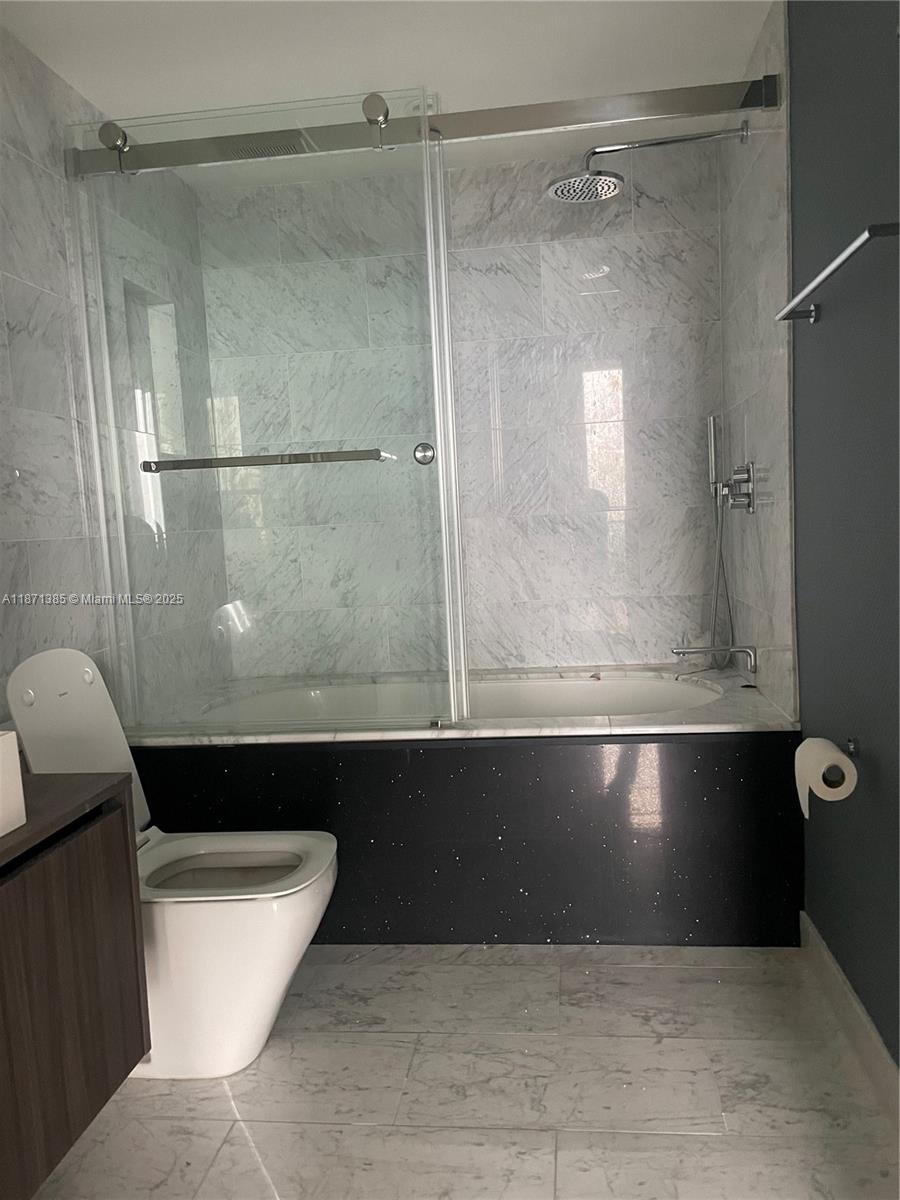 BRICKELL FLATIRON - Residential Lease