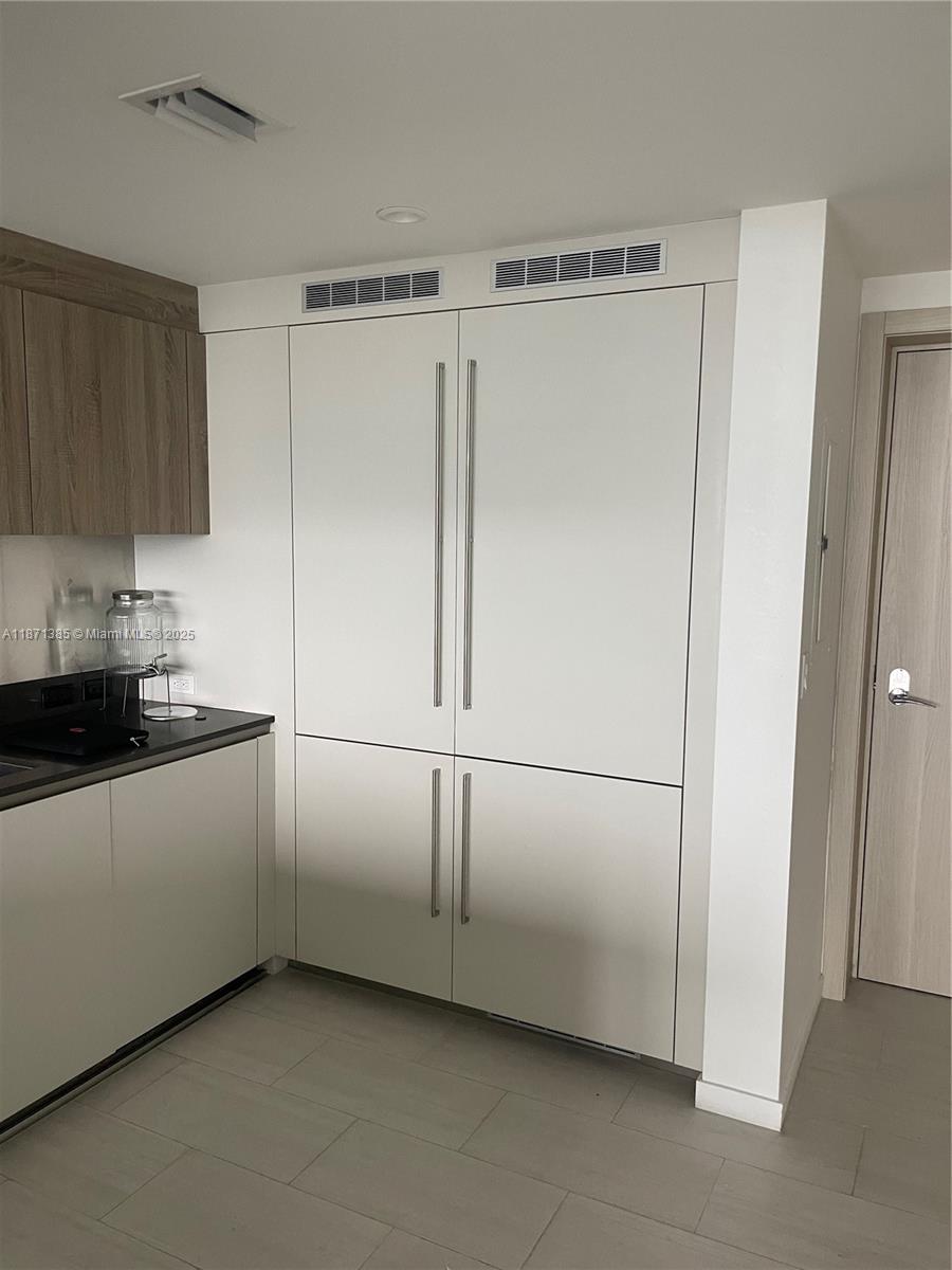 BRICKELL FLATIRON - Residential Lease