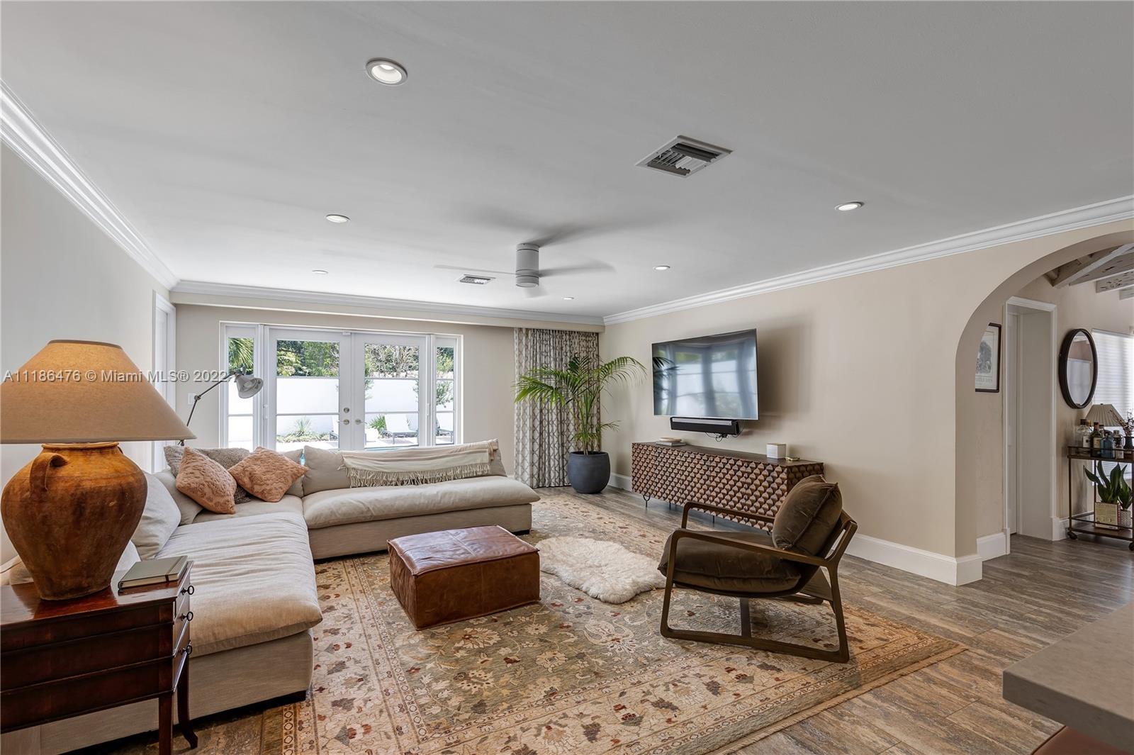 MIAMI SHORES SEC 1 AMD - Residential