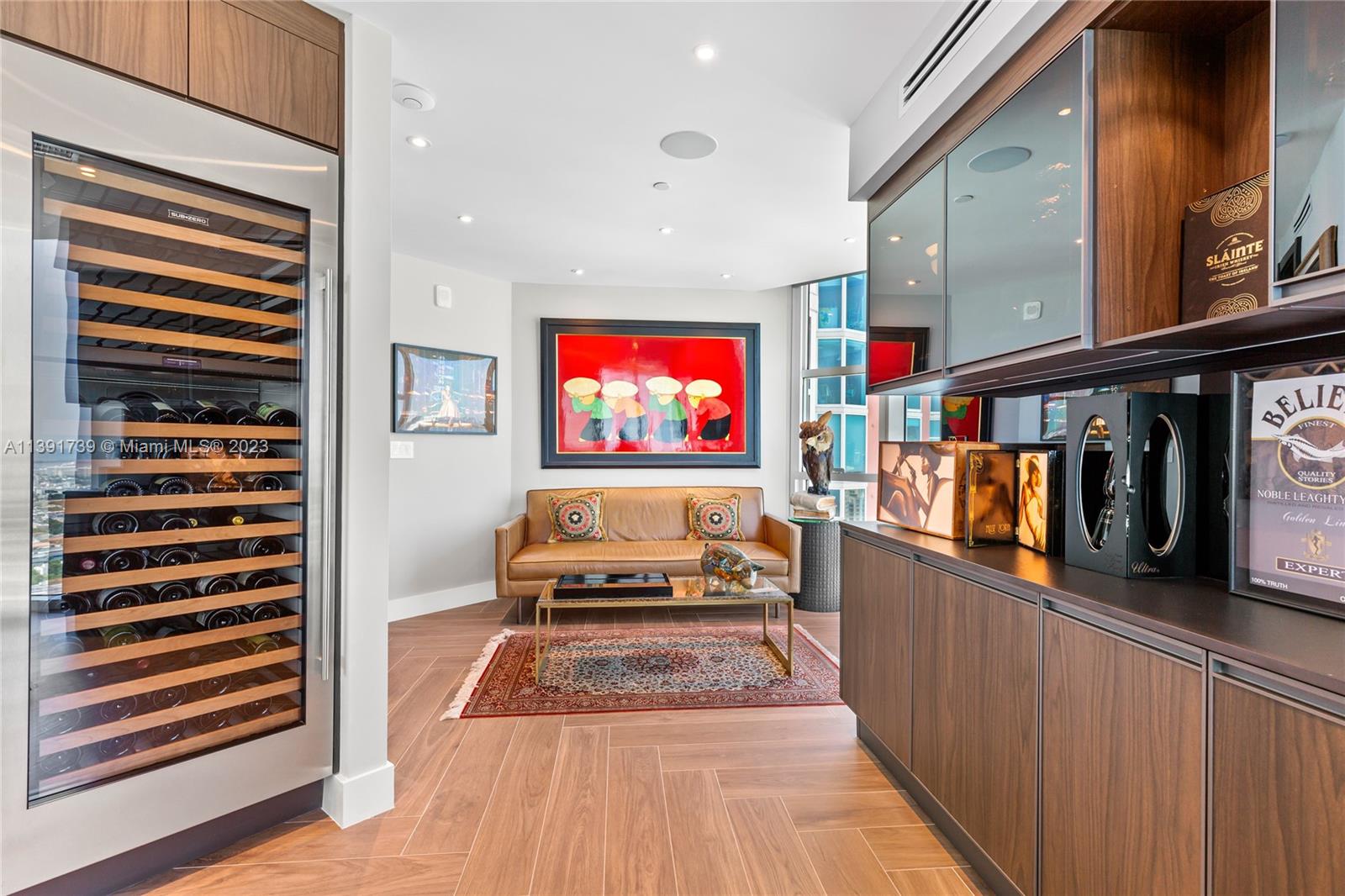 PORTOFINO TOWER CONDO - Residential