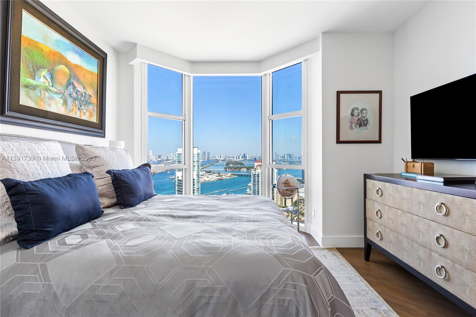 PORTOFINO TOWER CONDO - Residential