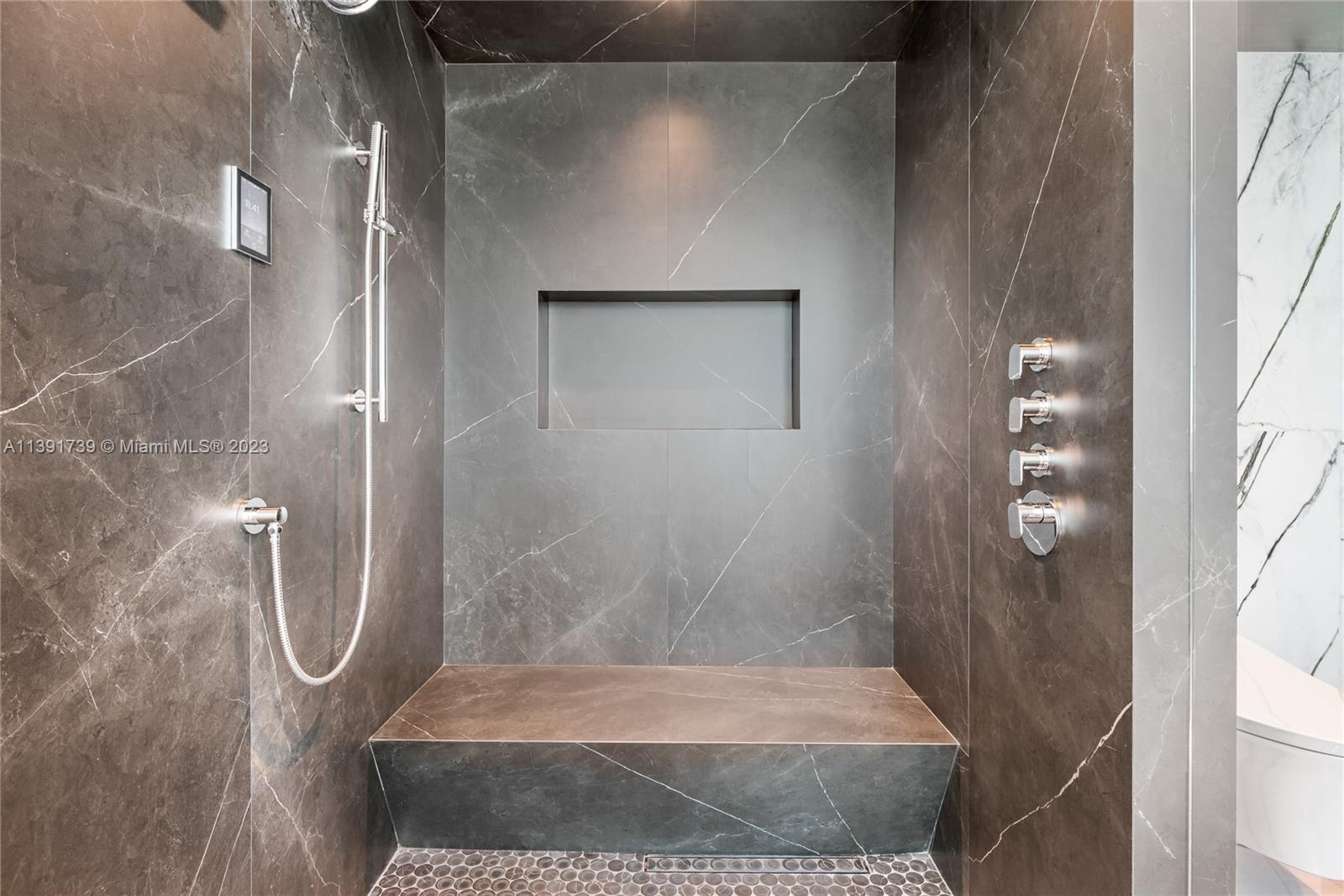 PORTOFINO TOWER CONDO - Residential