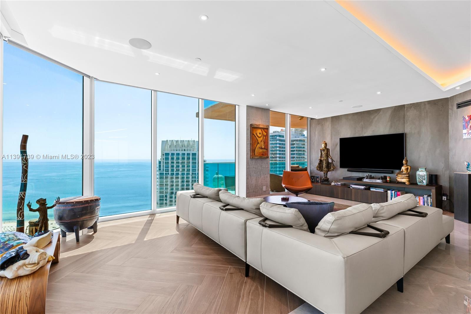 PORTOFINO TOWER CONDO - Residential