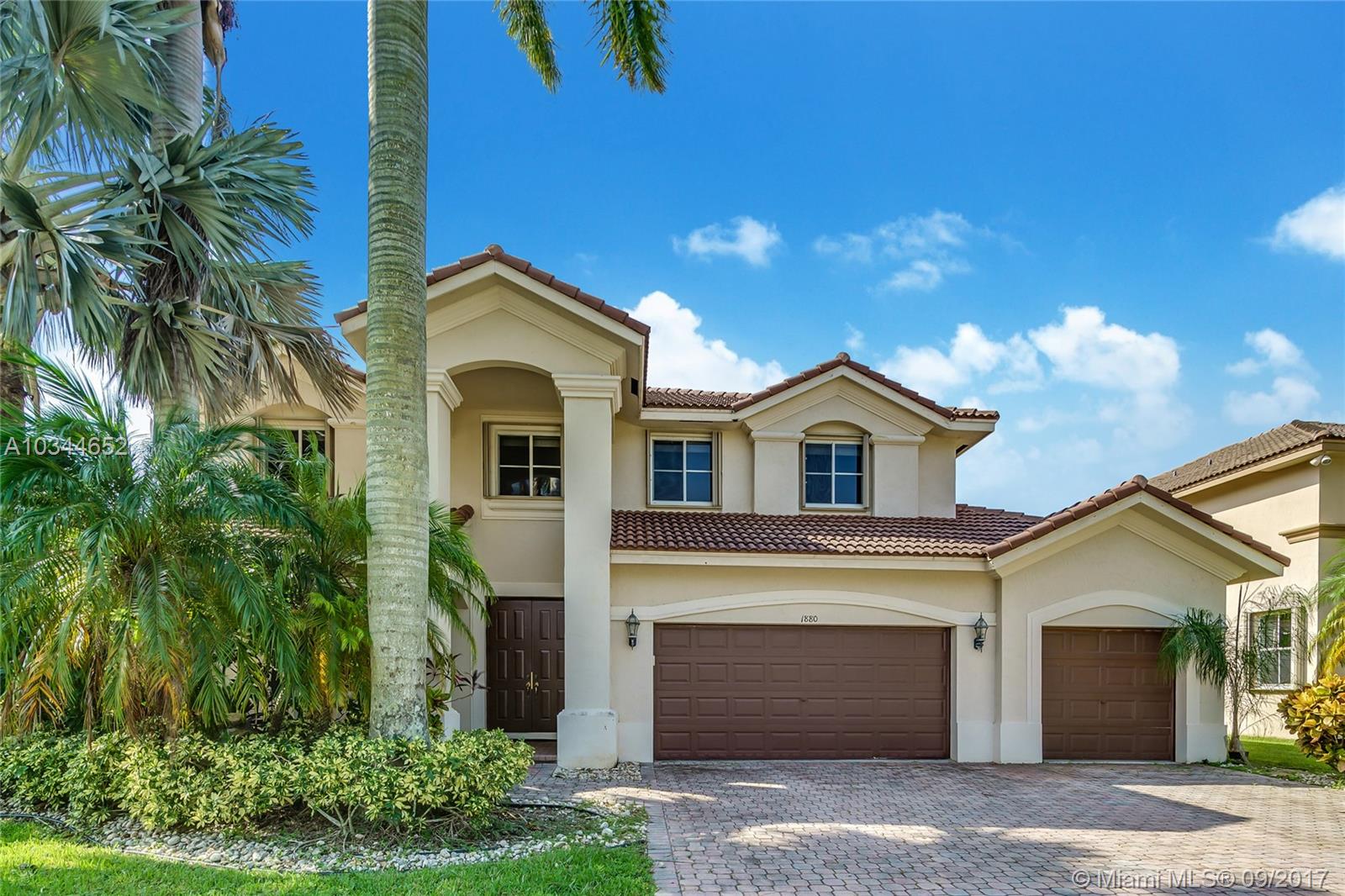 Hunters Pointe - Residential