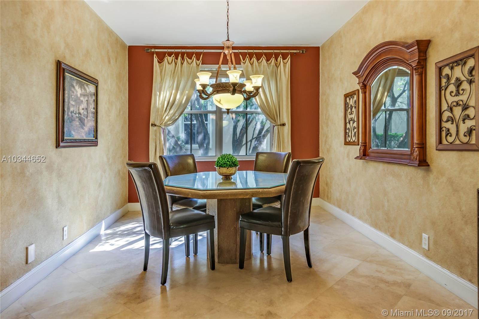 Hunters Pointe - Residential