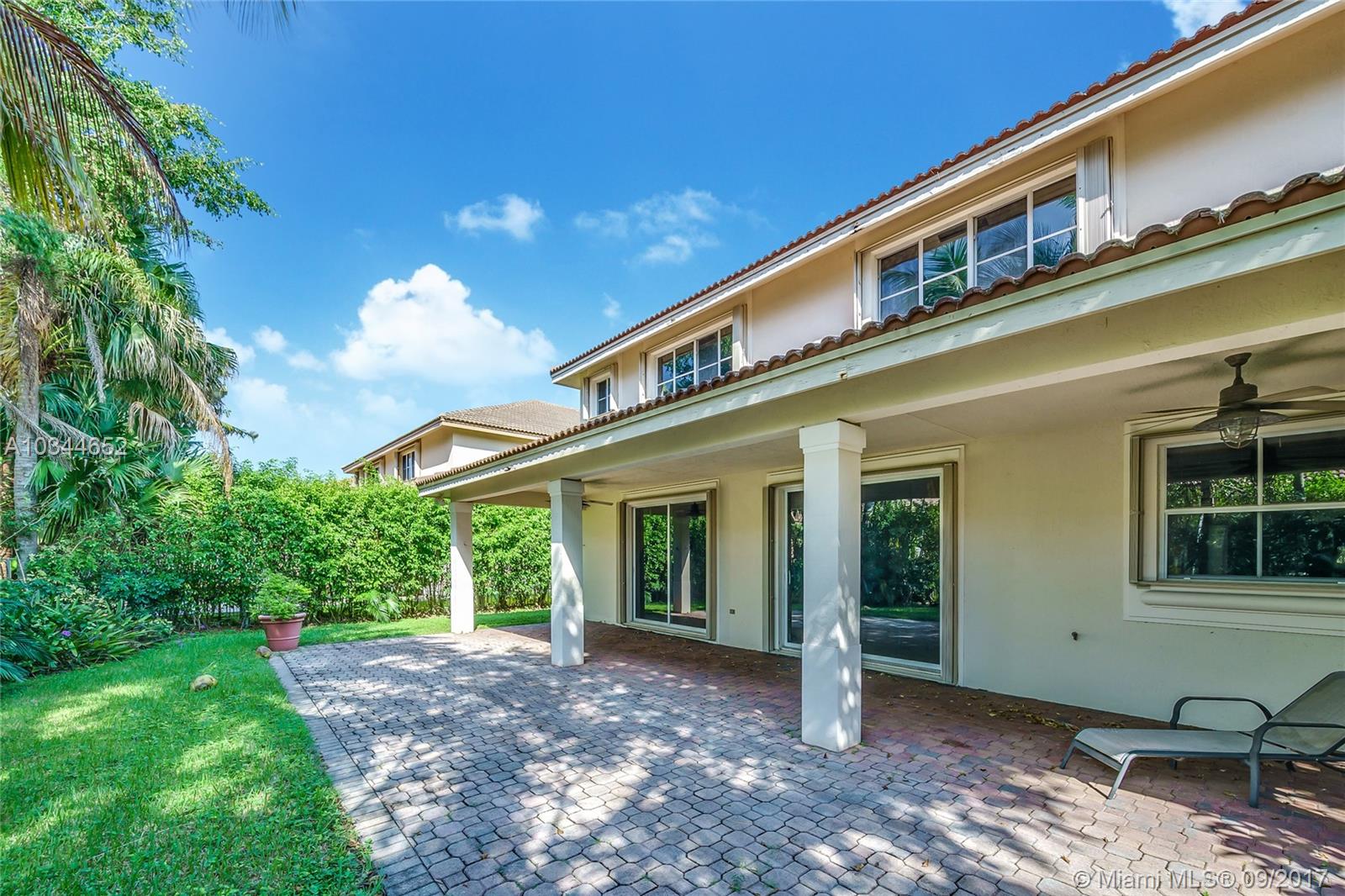 Hunters Pointe - Residential