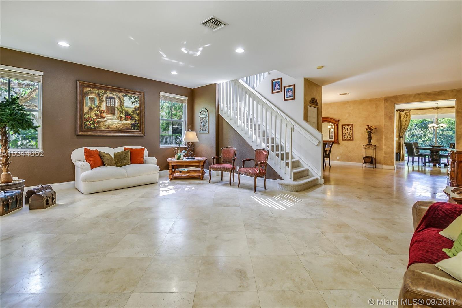 Hunters Pointe - Residential