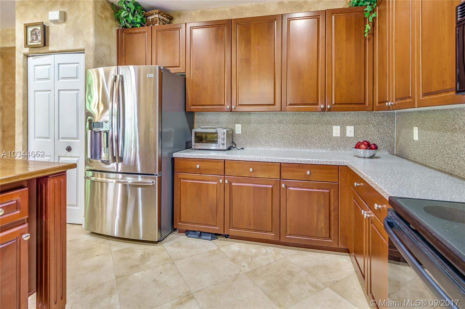 Hunters Pointe - Residential