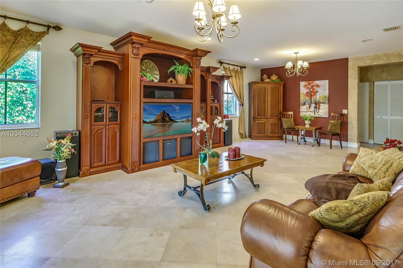 Hunters Pointe - Residential