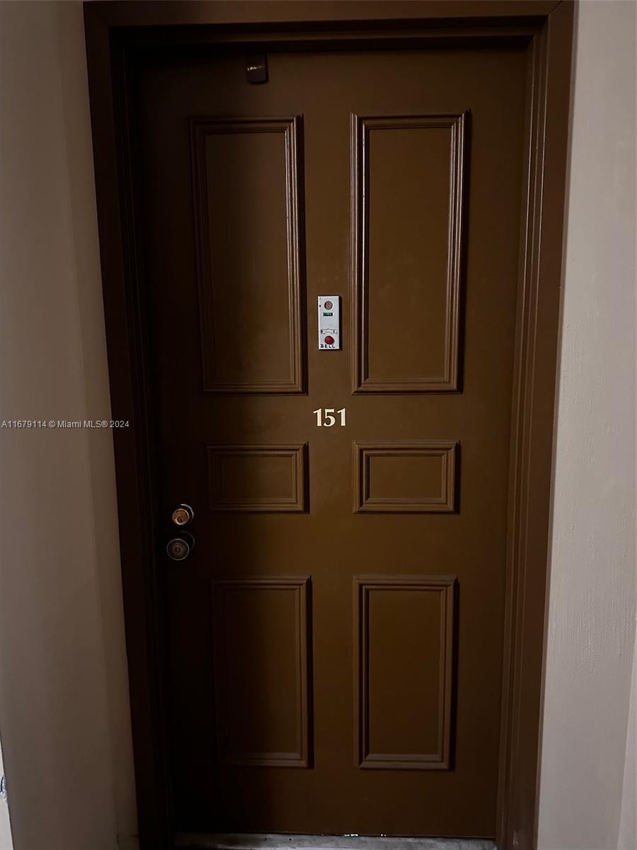 CONDOMINIUM 6 OF ENVIRON - Residential