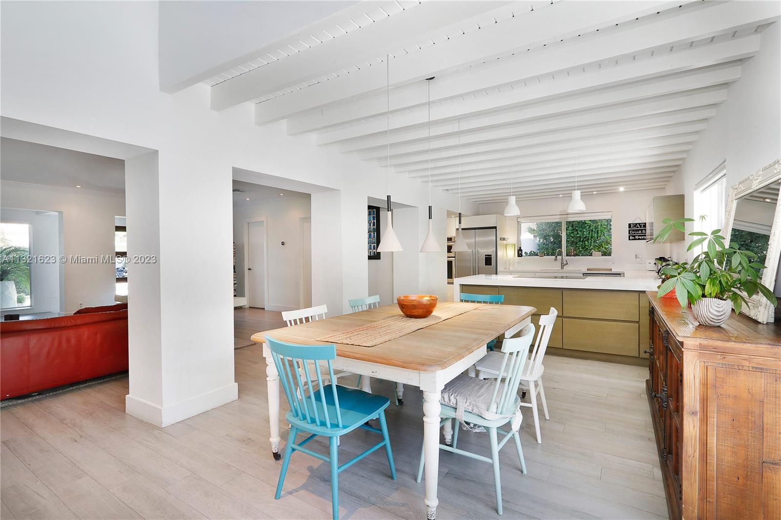 TROPICAL ISLE HOMES SUB 1 - Residential