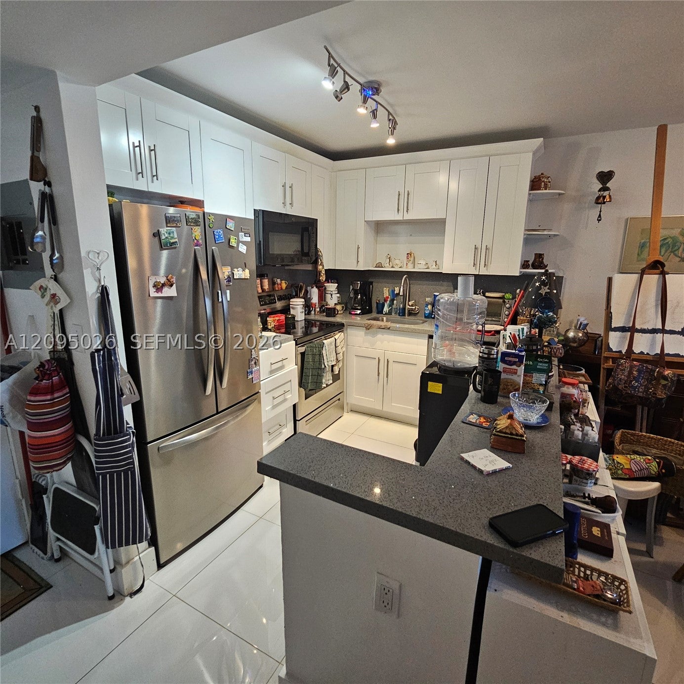 101 E Mcnab Rd 204