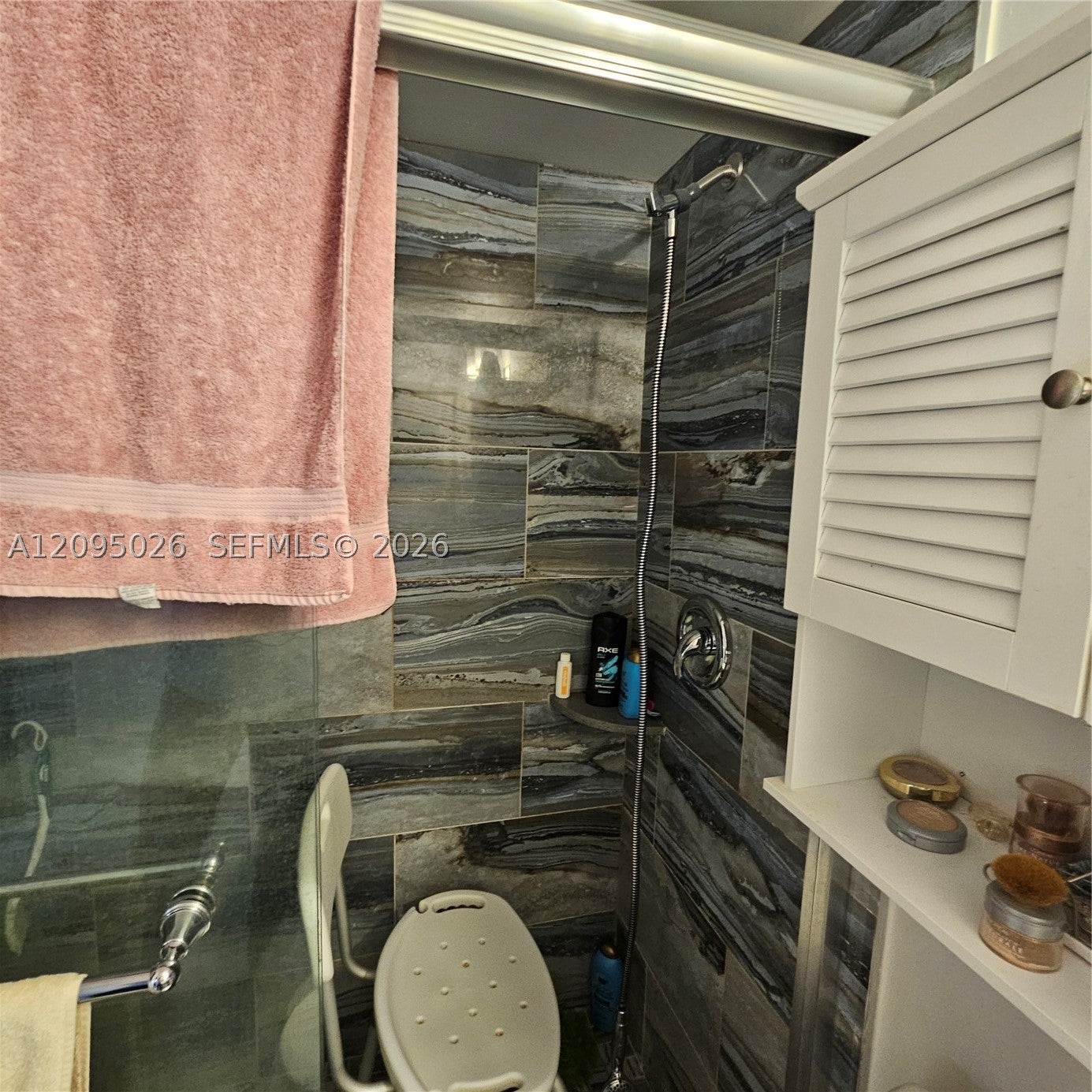 101 E Mcnab Rd 204