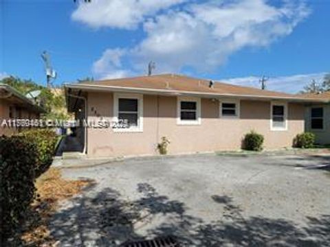 2309 Liberty St Hollywood FL 33020